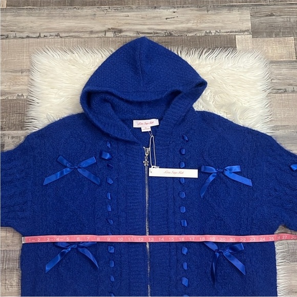 NWT Lisa Says Gah Shelby Lace
Bow Hooded Cable Knit Zip
Sweater Sz M/L - Picture 3 of 6